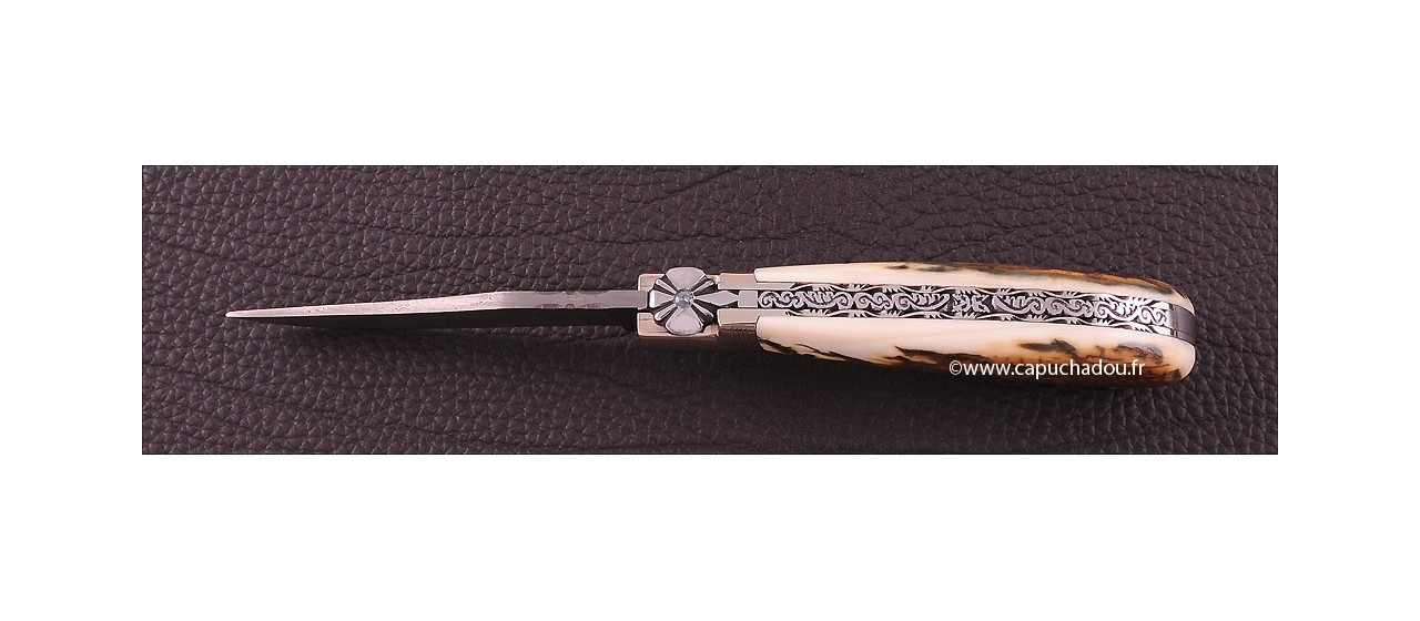 "Le Capuchadou-Guilloché" 10 cm hand made knife, mammoth & Damascus, Delicate filework