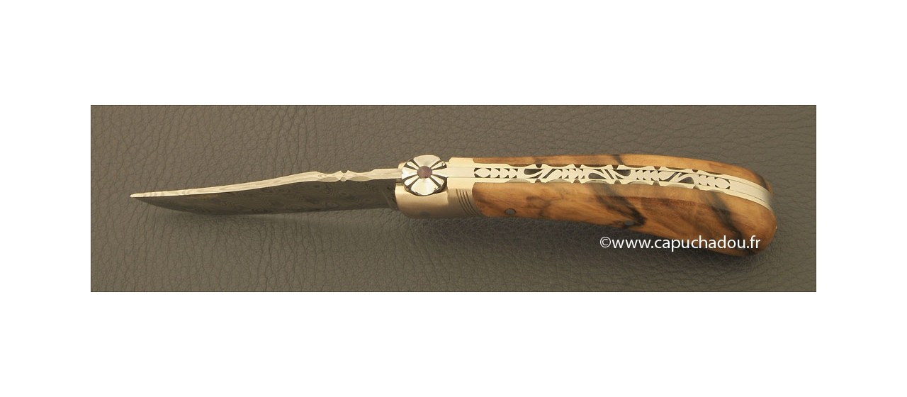 "Le Capuchadou-Guilloché" 10 cm hand made knife, walnut & Damascus