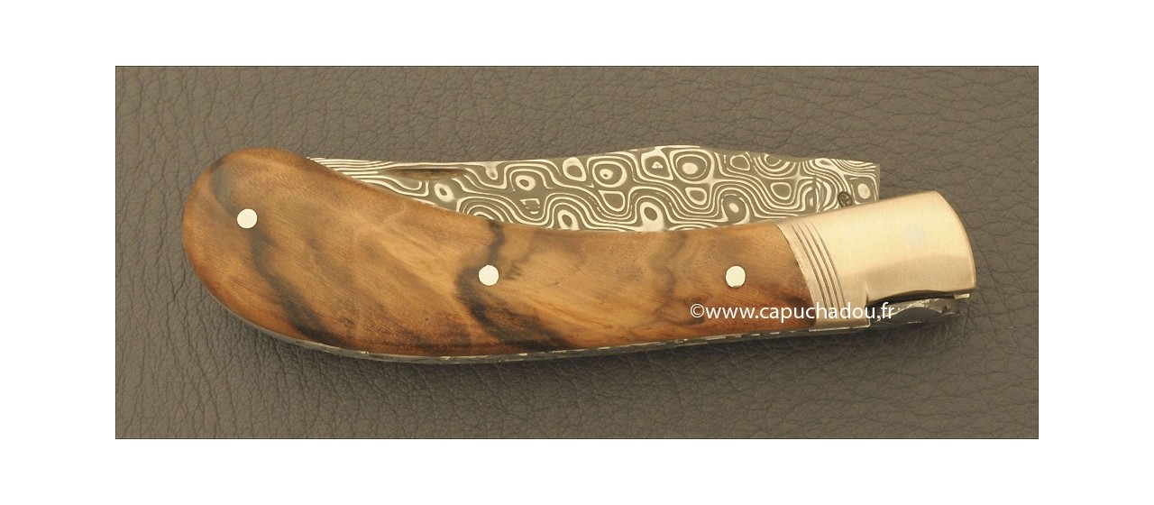 "Le Capuchadou-Guilloché" 10 cm hand made knife, walnut & Damascus