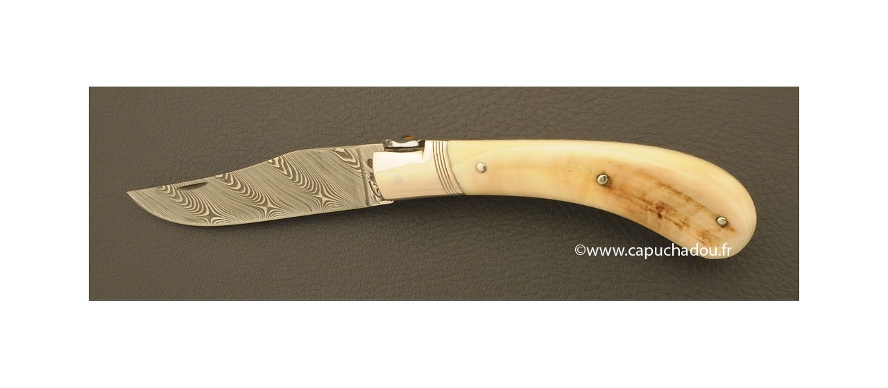 "Le Capuchadou-Guilloché" 10 cm hand made knife, warthog & Damascus