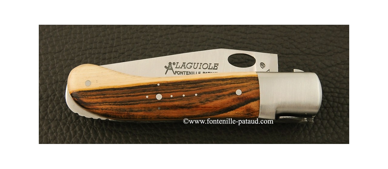 Couteau Laguiole Gentleman Une main pistachier