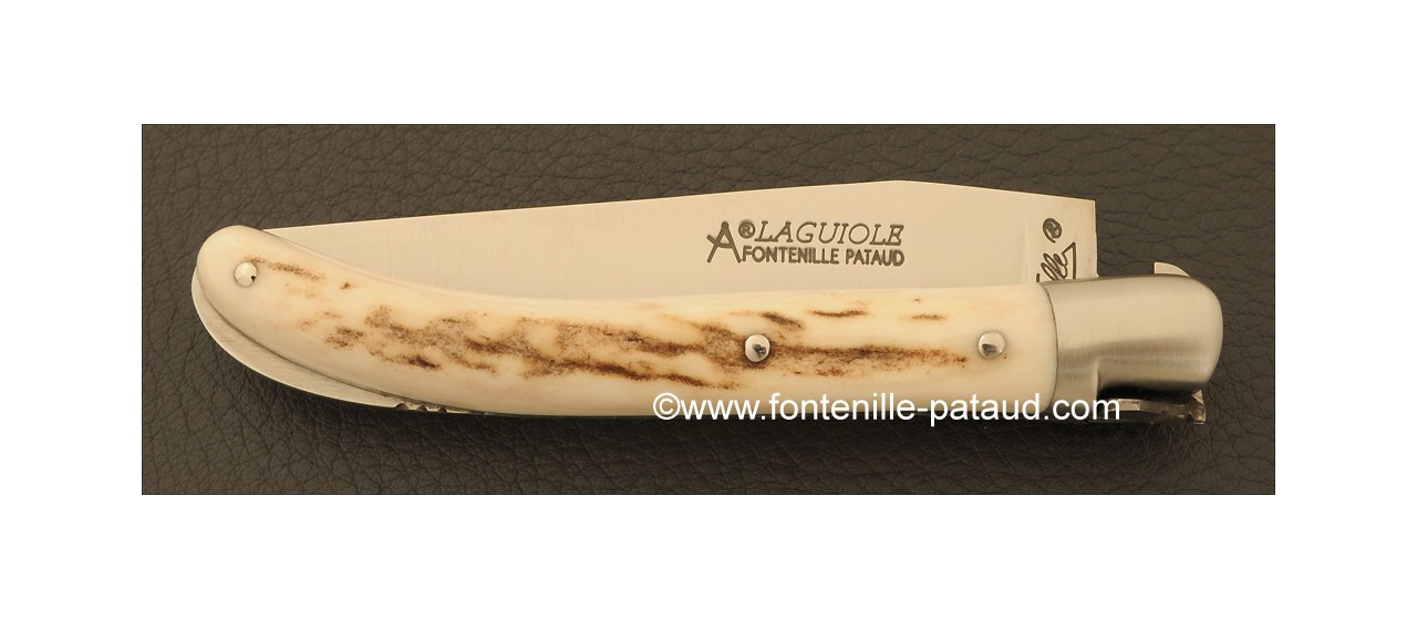 Couteau Laguiole avec manche en Bois de cerf