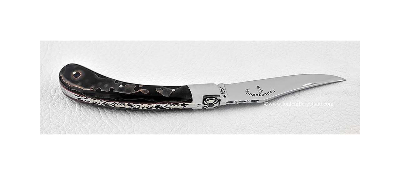 "Le Capuchadou-Guilloché" 12 cm hand made knife, black resin with bronze inlayed