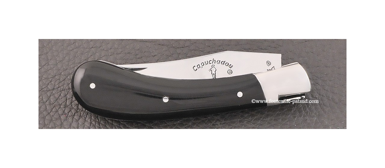 "Le Capuchadou" 10 cm hand made knife, bufflo horn