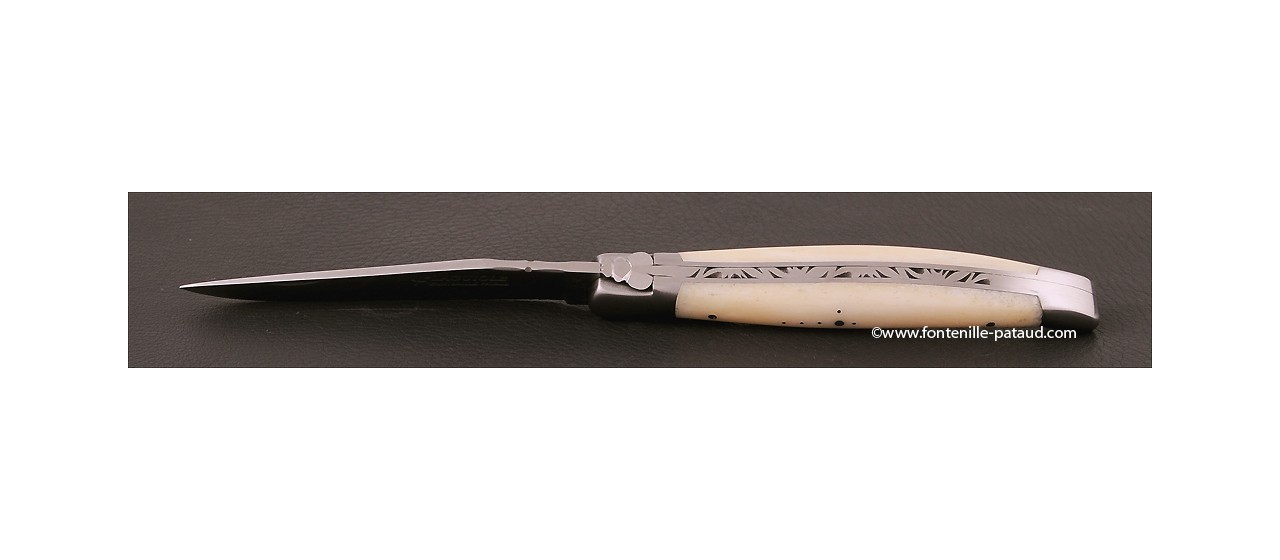 Laguiole knife bone handle and traditional bee