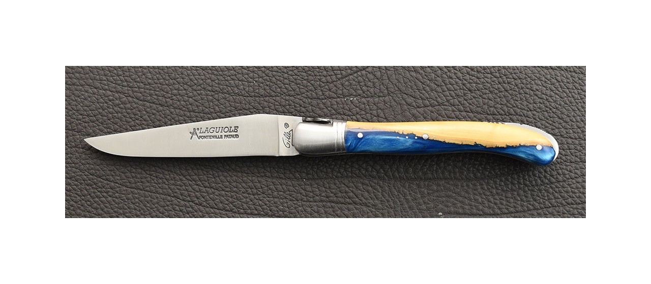 High-quality laguiole knife by Gilles Boxwood adn epoxy resin