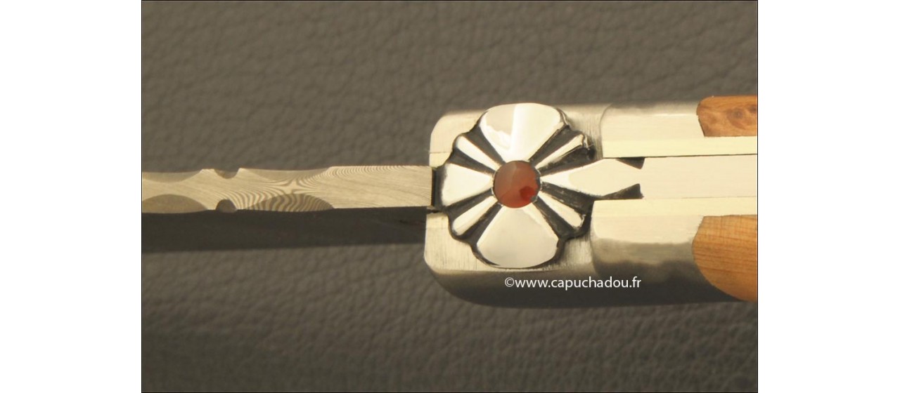 "Le Capuchadou®-Guilloché" 12 cm hand made knife, Juniper & Damascus
