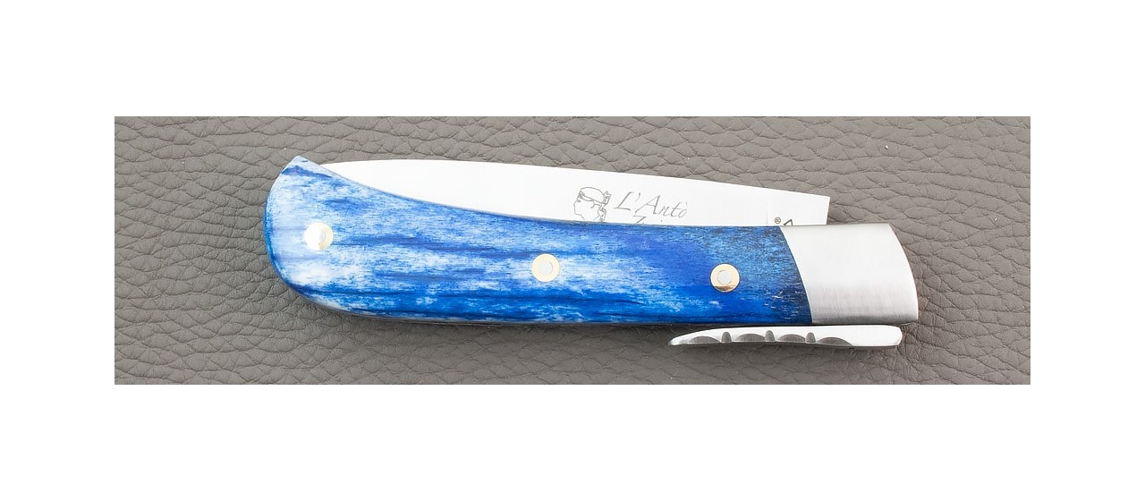 couteau bleu