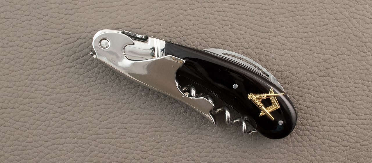 Laguiole Magnum corkscrew freemason