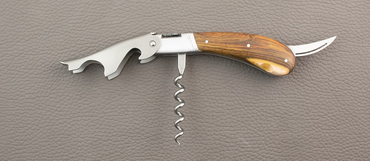 Laguiole Magnum corkscrew Pistachio wood