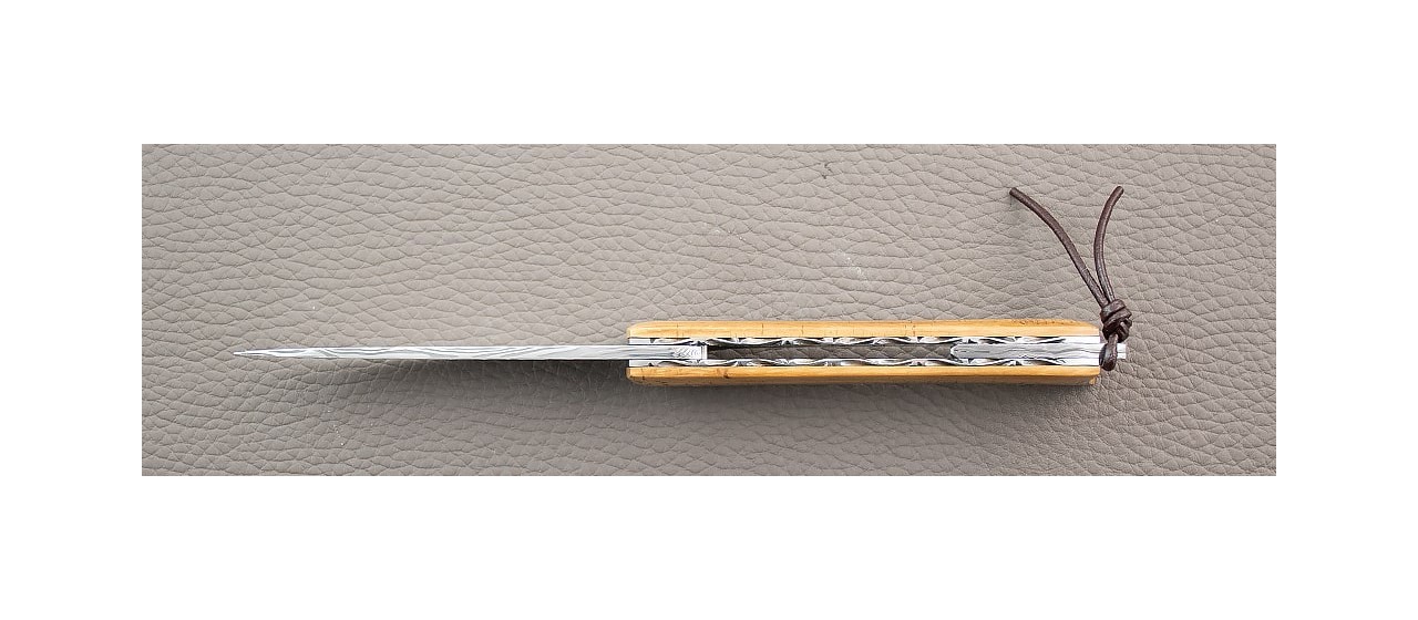 The "Légouto" Mammoth ivory and Damascus blade by Jérôme Symphorien