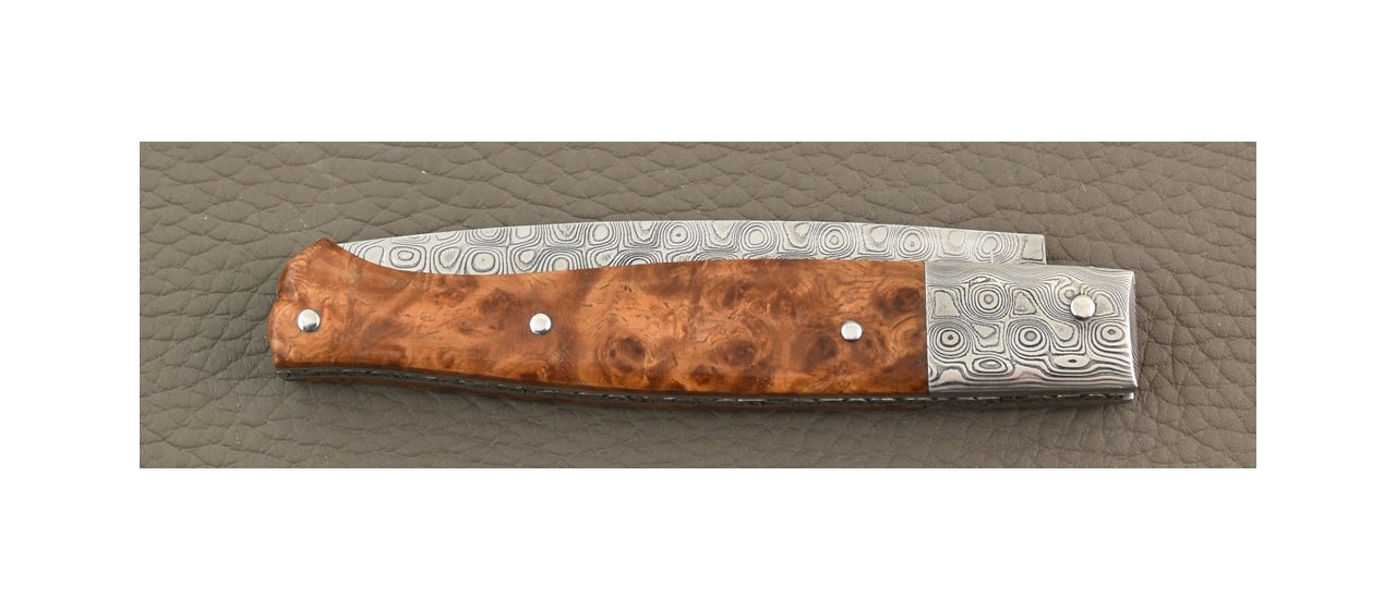 https://www.fontenille-pataud.com/26784-large_default/sulcis-damascus-blade-and-bolster-amboyna-burl-knife-by-jerome-latreille.jpg