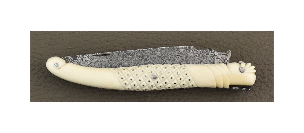 Laguiole delicate filewok damascus blade and genuine bone handle