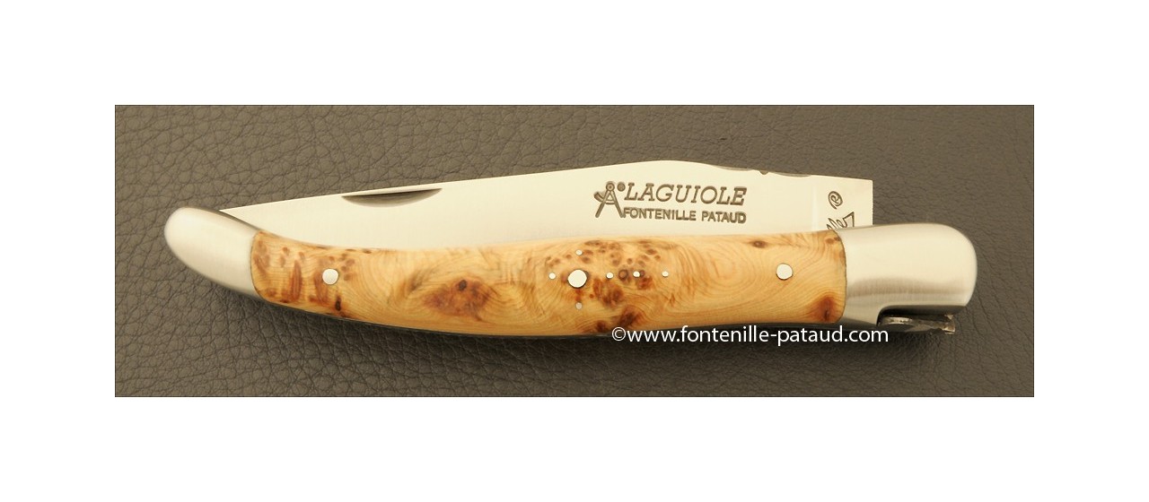 Couteau Laguiole en bois de cade odorant des cévennes
