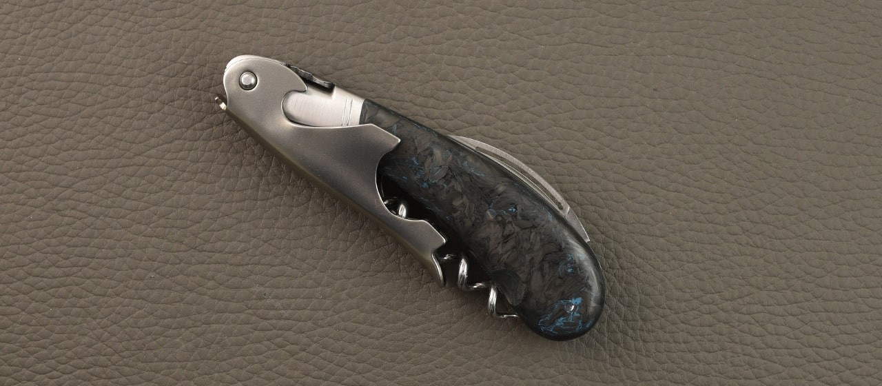 Laguiole Magnum corkscrew Fat Carbon Blue Dark Matter