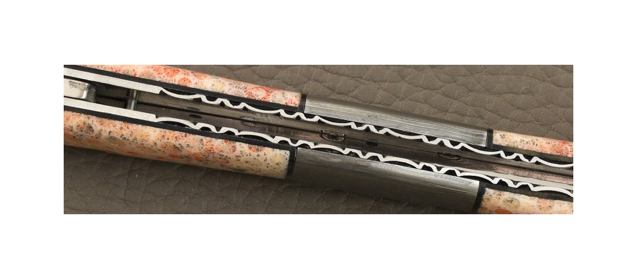 Laguiole Nature Damascus Range Coral and Damascus Central Bolster