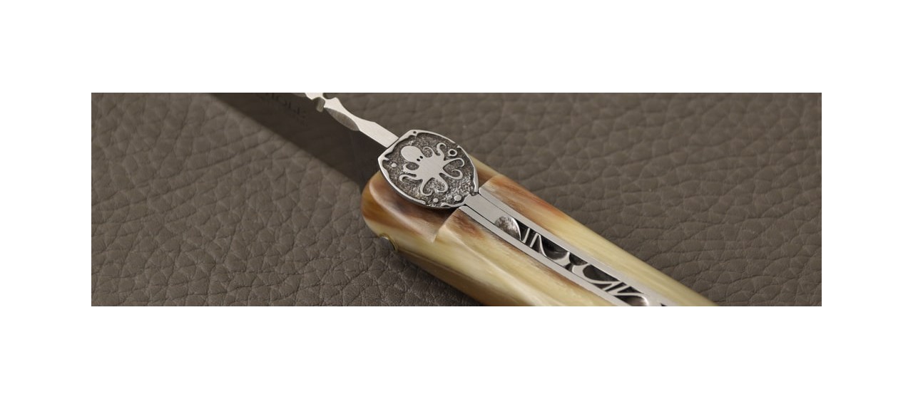 Laguiole Traditional 12 cm Classic Range Octopus Horn tip
