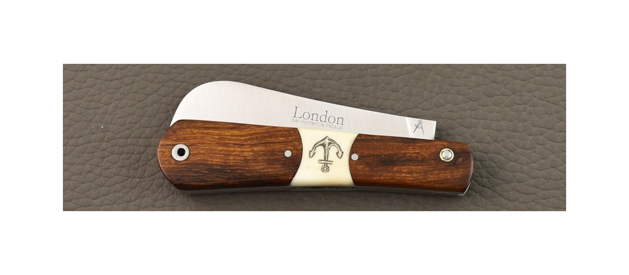 London 9 cm Ironwood and Anchor scrimshaw