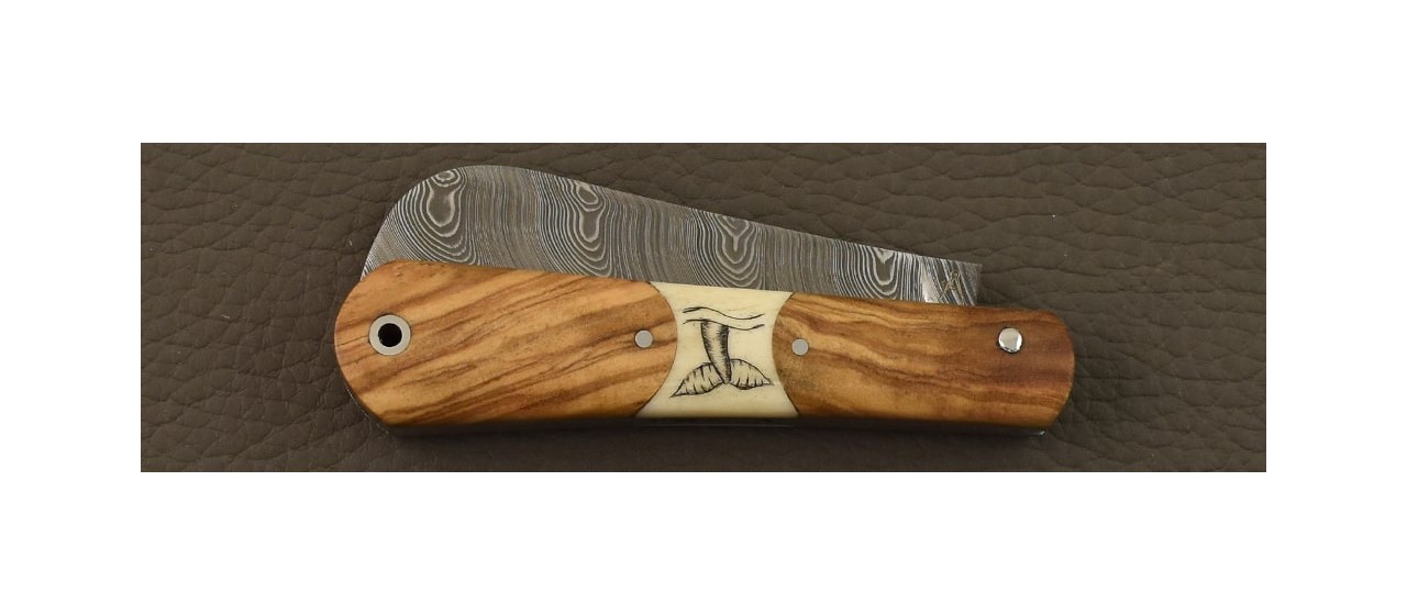 London 9 cm Damascus Olivewood and Whale Scrimshaw