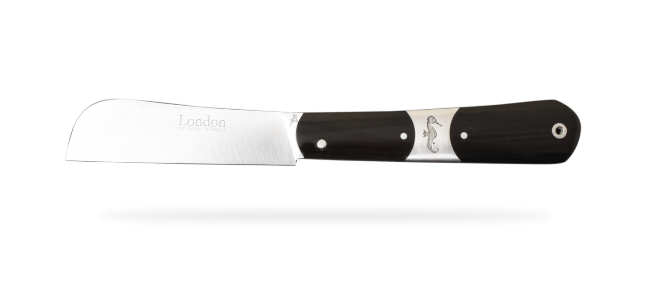 London sealor knife buffalo horn and hand-engraved