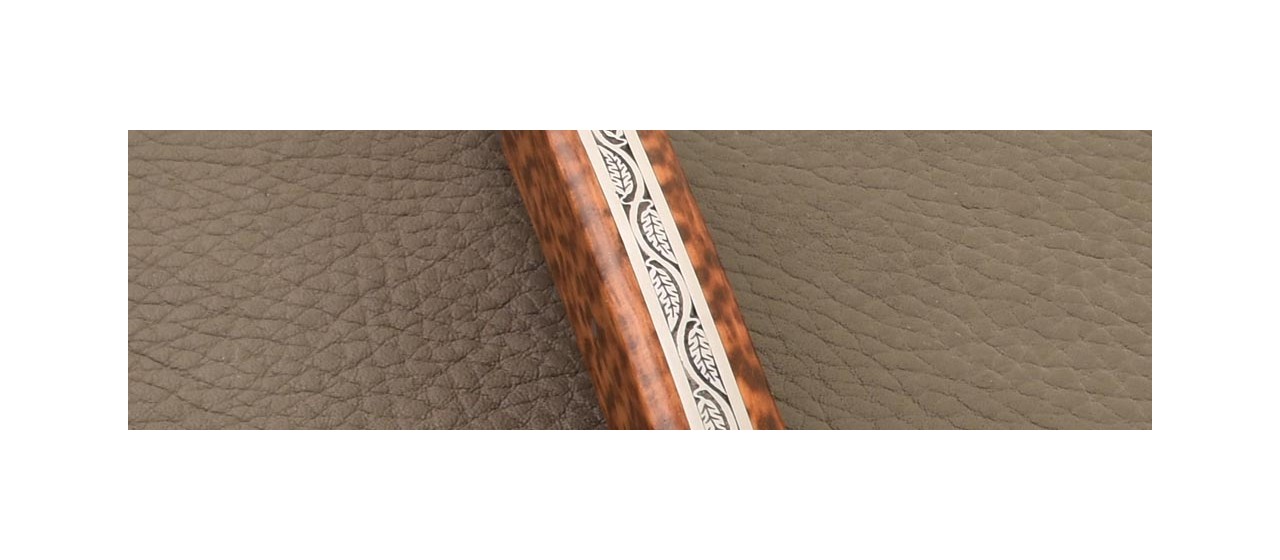 Le Thiers knife snakewood and real engraving