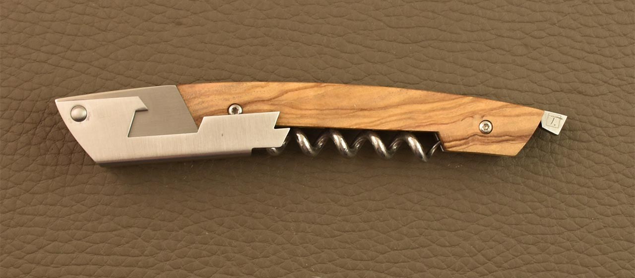Le Thiers corkscrew Olivewood by Fontenille Pataud, proudly made in France