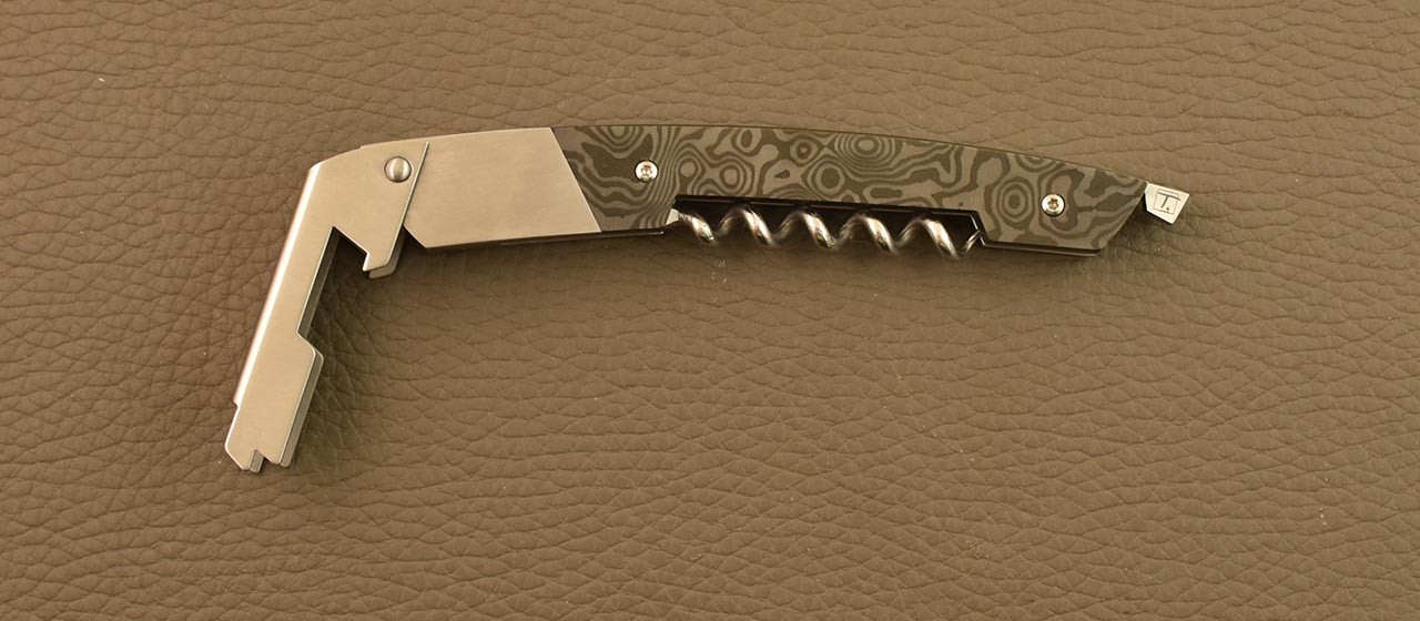 Couteau de sommelier en Fat Carbon Damas fabriqué par Fontenille Pataud à Thiers - France
