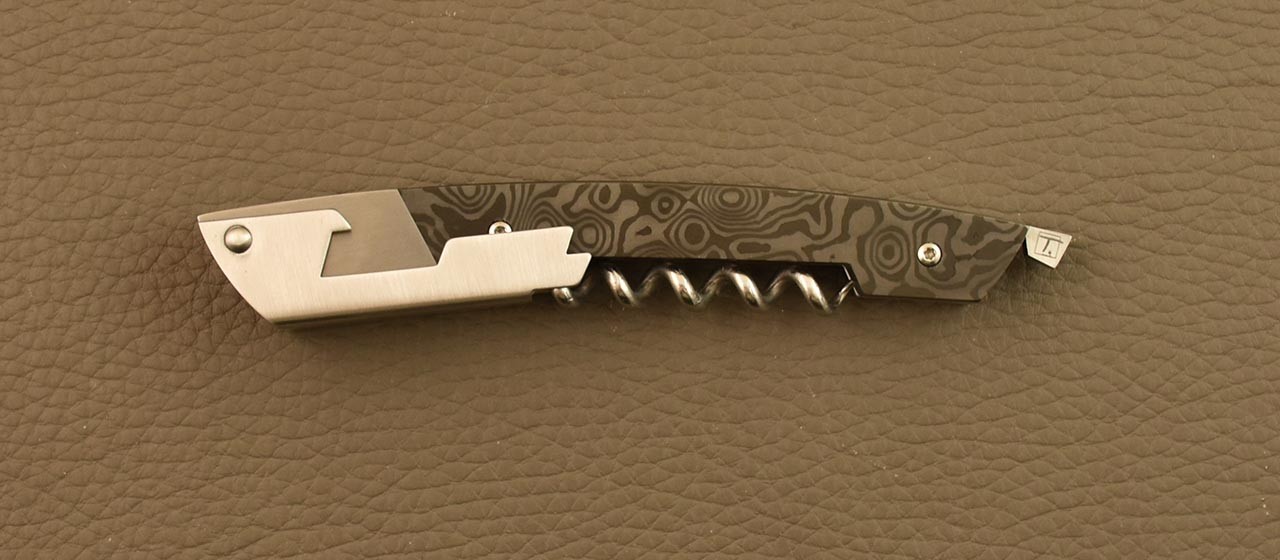 Couteau de sommelier en Fat Carbon Damas fabriqué par Fontenille Pataud à Thiers - France