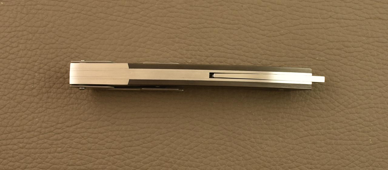 Fat Carbon Damas sommelier knife made by Fontenille Pataud in Thiers - France