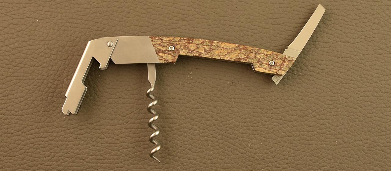 Guava tree sommelier knife made by Fontenille Pataud in Thiers - France