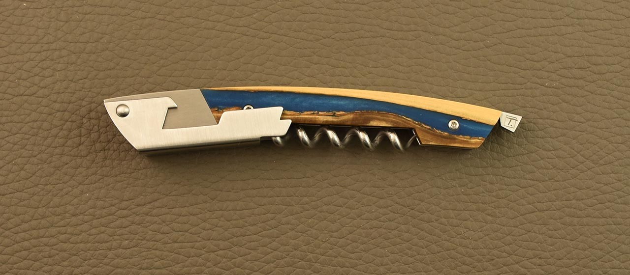 Couteau de sommelier en buis et résine fabriqué par Fontenille Pataud à Thiers - France