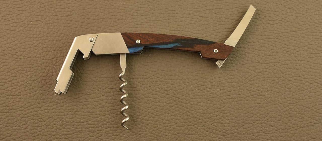 Couteau de sommelier en bois de fer et résine fabriqué par Fontenille Pataud à Thiers - France