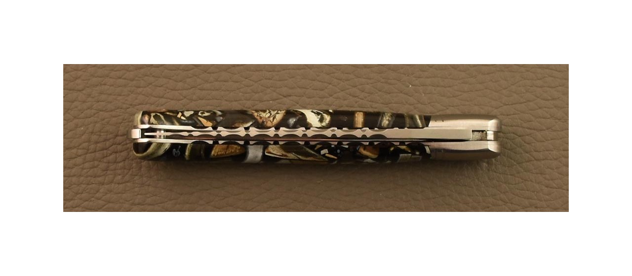 Laguiole folding knife Nature Guilloché Single Hand Range Mammoth fragments