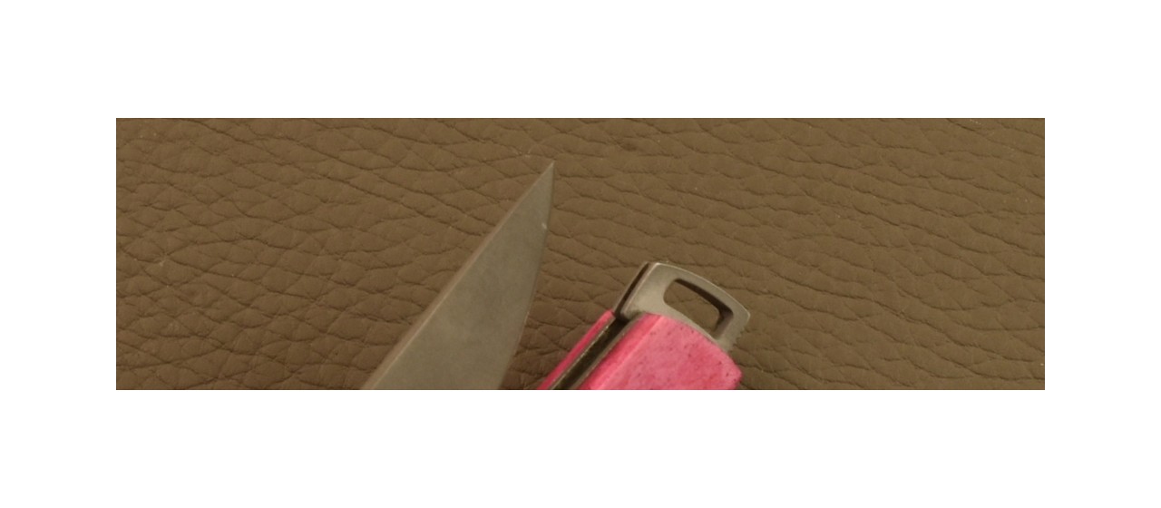 Le Thiers® Nature Pink Bone knife