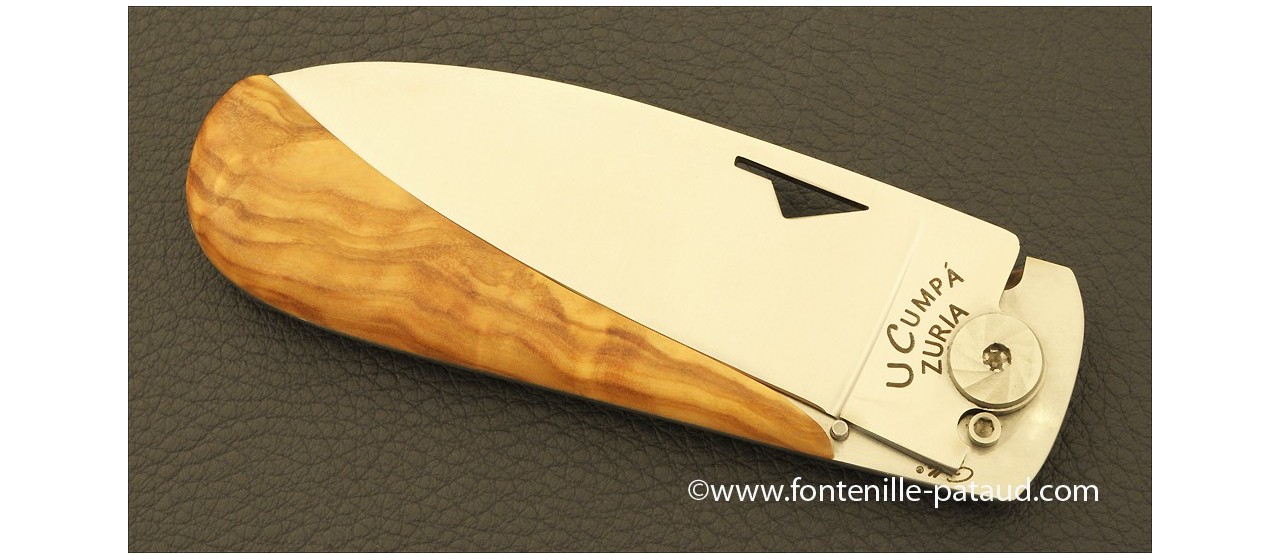 Corsican U Cumpa knife Classic range Olivewood