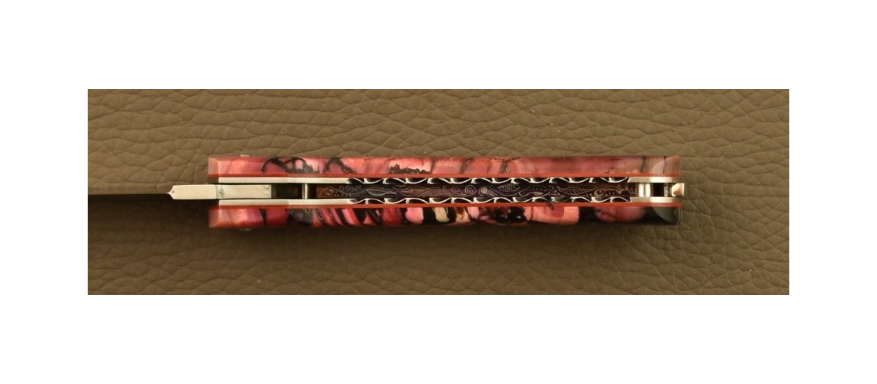 Couteau Pialincu Corse Damas Plein Manche Tranche de Mammouth, Guillochage fin