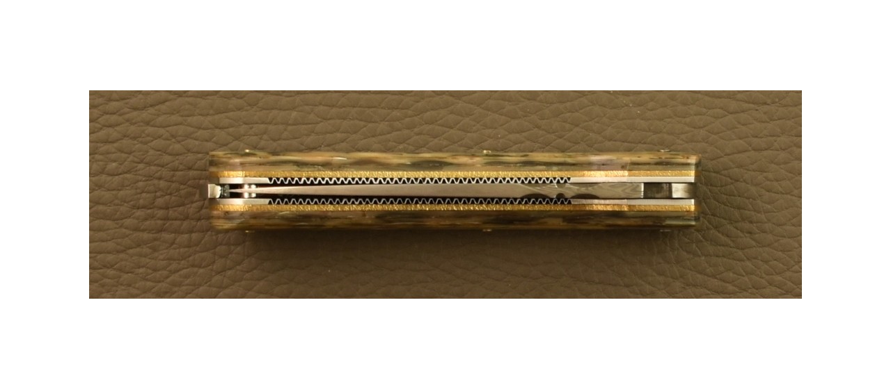 Couteau Pialincu Corse Damas Plein Manche Nacre, Guillochage fin