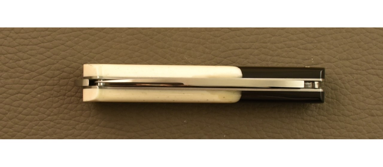 5 Coqs knife Classic Range Black Buffalo Horn and Real bone