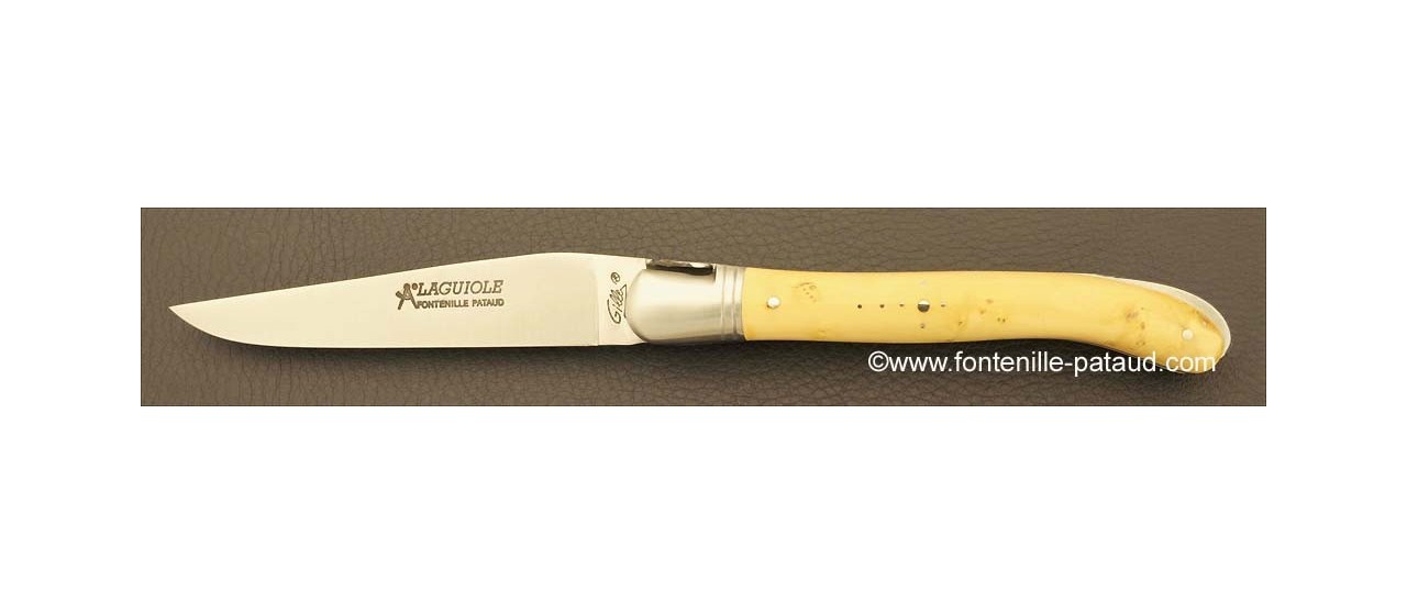 real laguiole knife handmade in France by gilles boxwood