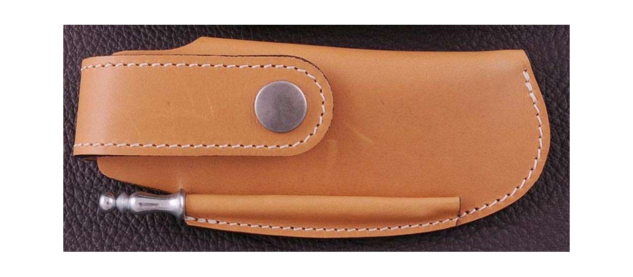 https://www.fontenille-pataud.com/7091-large_default/belt-leather-sheath-tawny-for-12-cm-knife.jpg