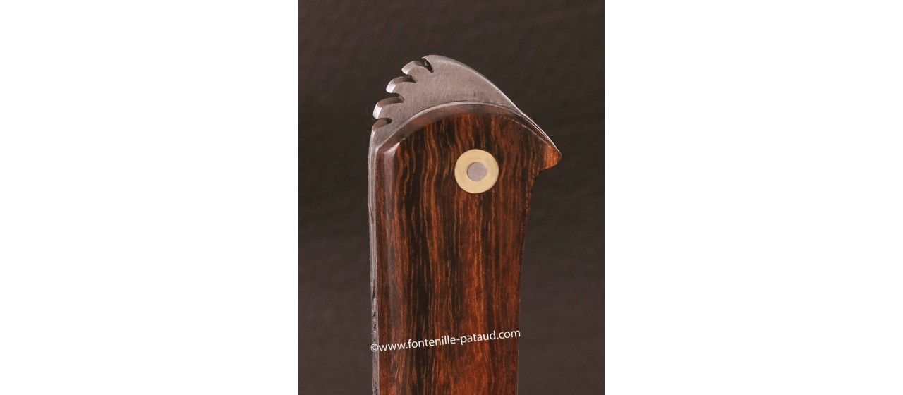 Le 5 Coqs knife ironwood hand made in France