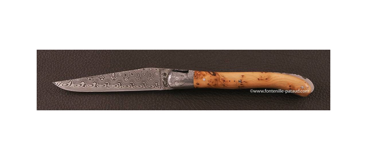 Laguiole knife and juniper fragrant wood