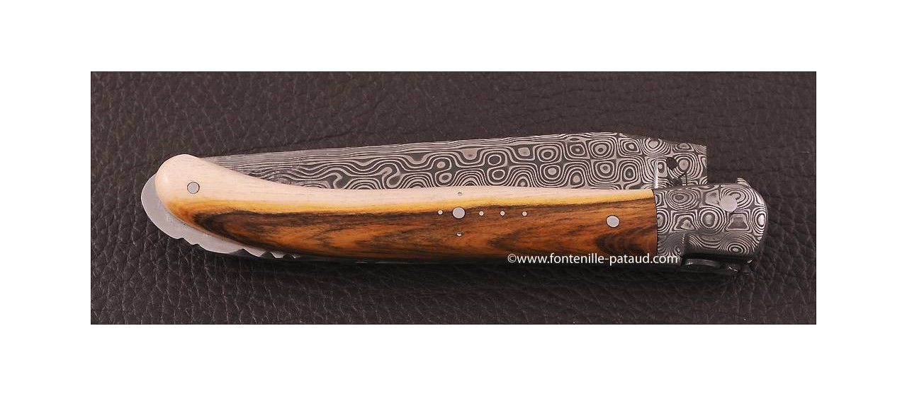 True laguiole knife, damascus blade and pistaccio wood