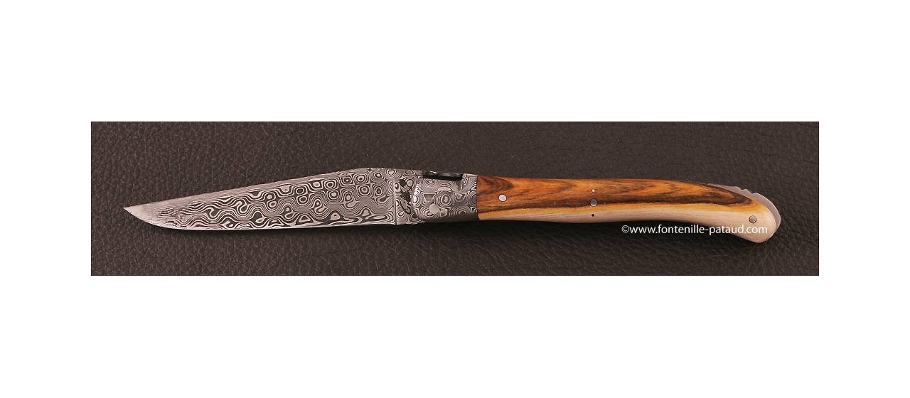 True laguiole knife, damascus blade and pistaccio wood