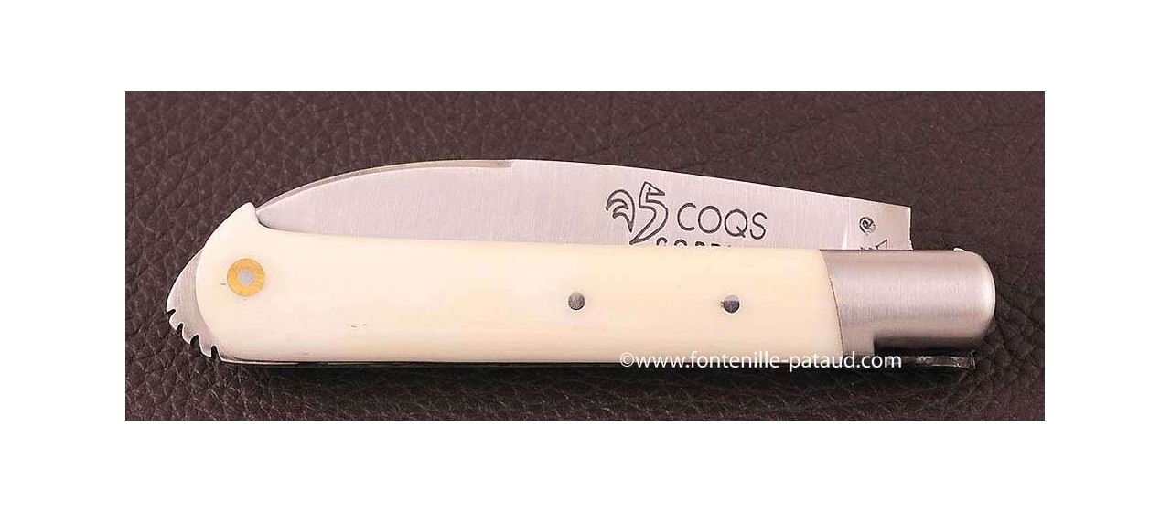 Le 5 Coqs knife bone hand made in France