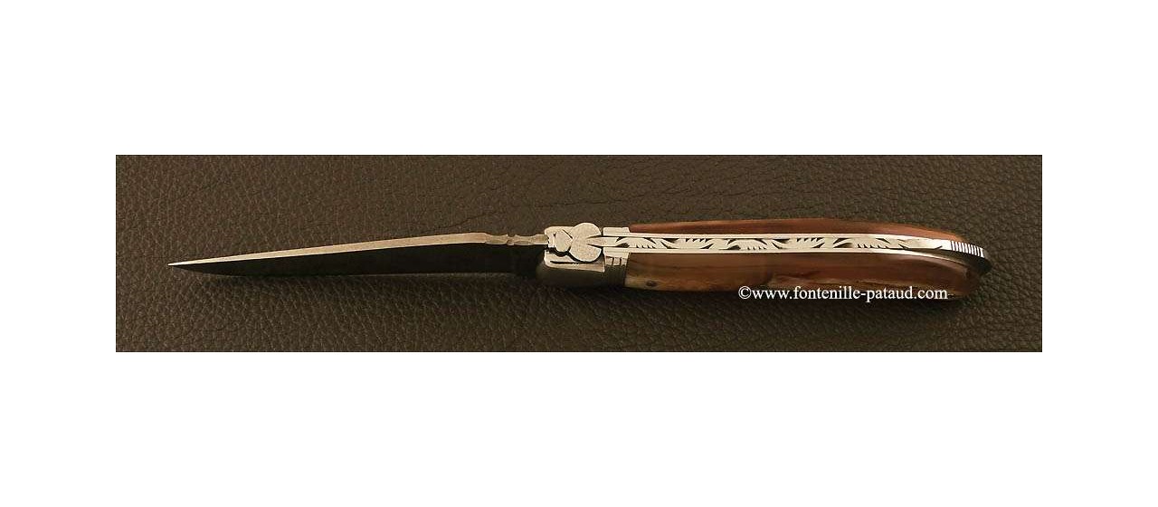 Damascus blade laguiole knife