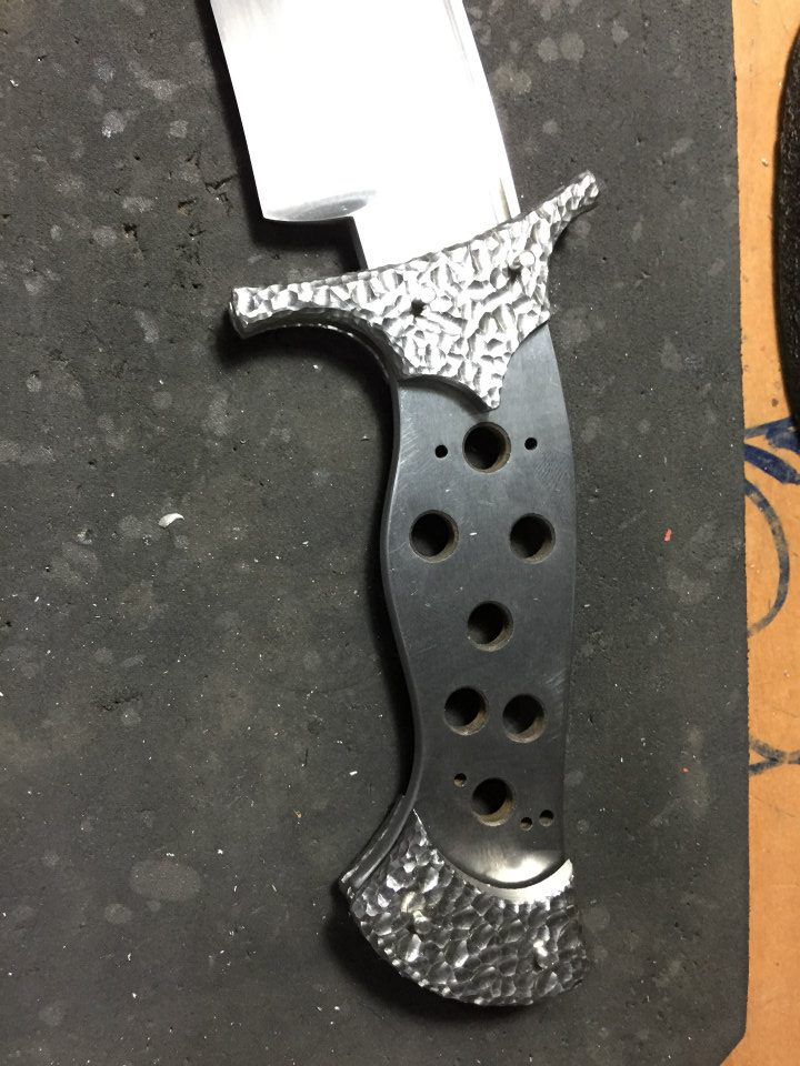 Couteaux de la coutellerie Fontenille, fabricant de couteaux haut de gamme made in France