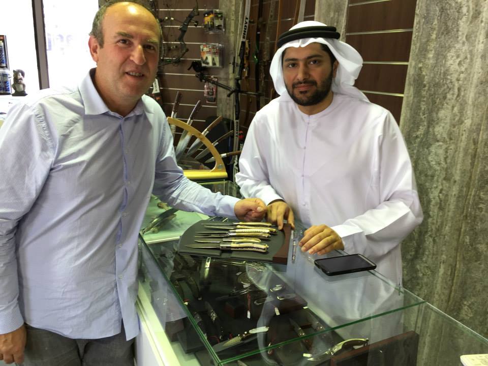 The Laguiole Knives Gilles traveling to China via UAE