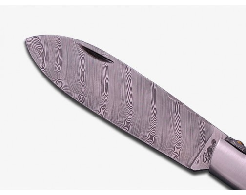 Stainless steel damascus blade